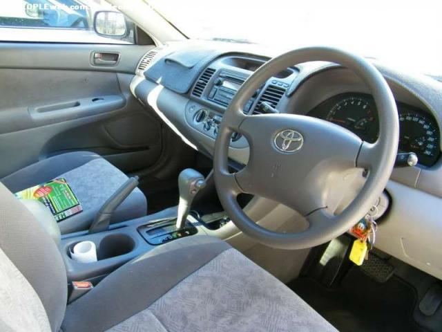 2003Toyota Camry, 12