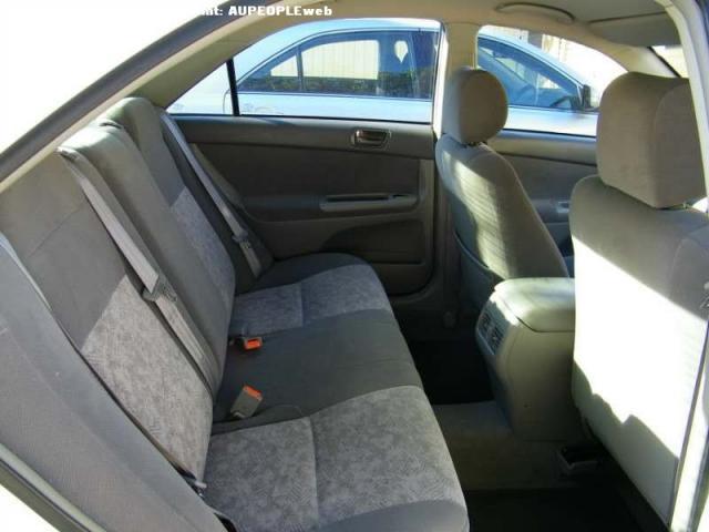 2003Toyota Camry, 12