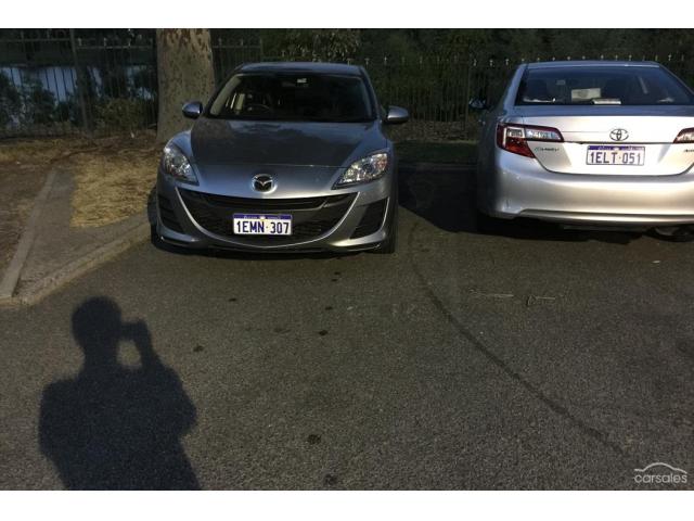 2009 Mazda 3 LOW km 