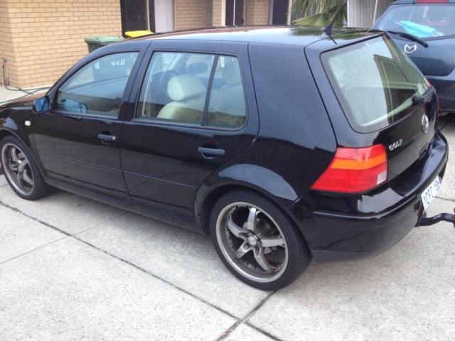 2002 GOLF 4 2.0 ֲϧ