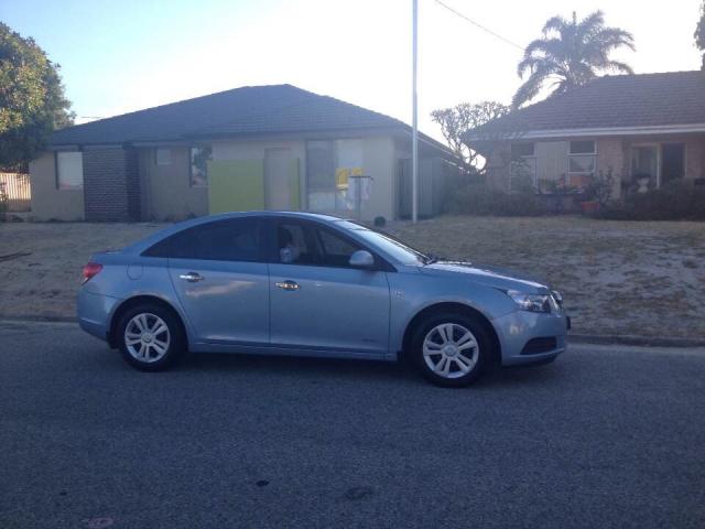 2010holden cruzeͰ7500