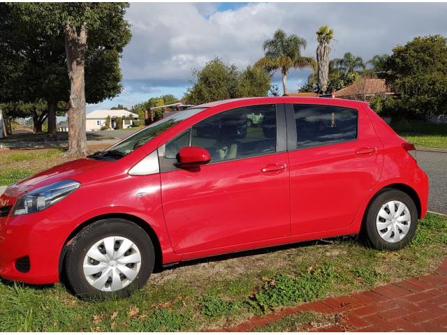 2012Toyota Yaris͹