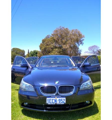 2006 BMW 530i luxury car