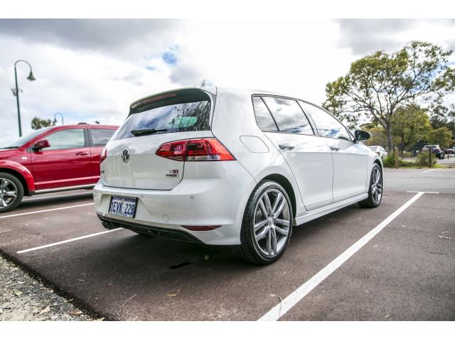 2015 Golf R-Line 