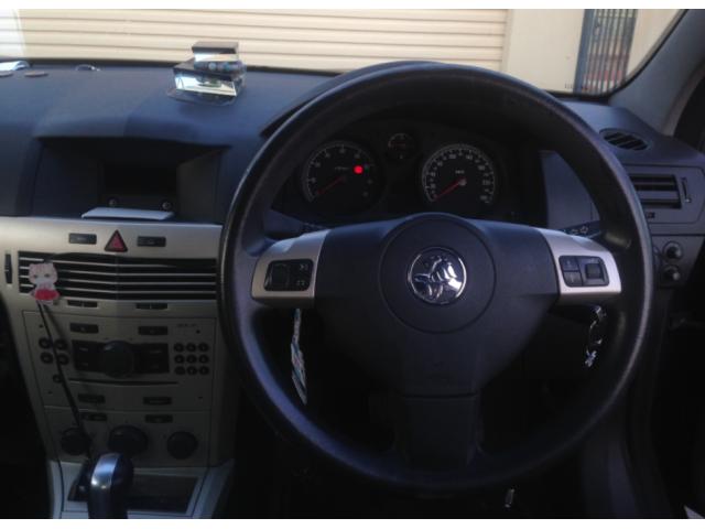 08 Holden Astra Couple ۣ͹