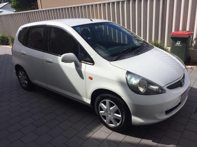  - 2005 Honda Jazz 