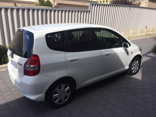  - 2005 Honda Jazz 