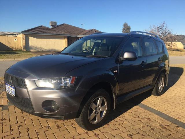 2010Mitsubishi Outlander