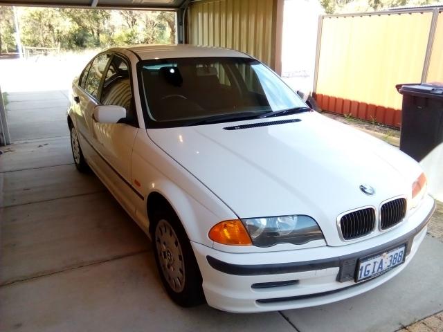 1998 BMW 318i Automatic