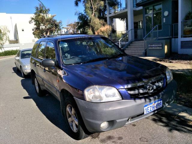 2004 Mazda 4wd tribute