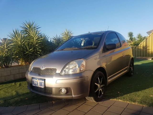 2005 toyota echo