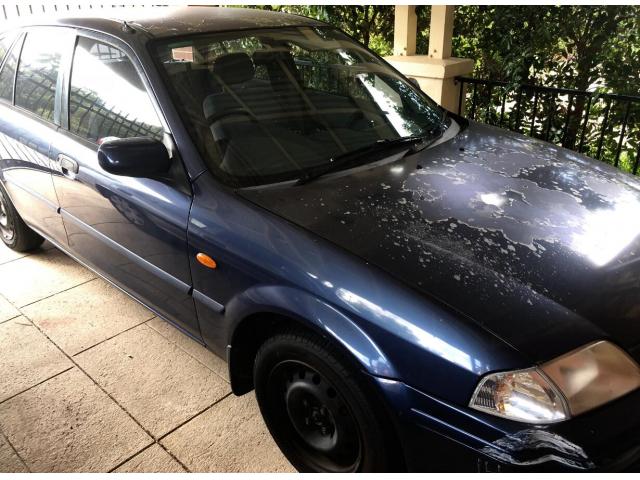 2001 Ford Laser 14