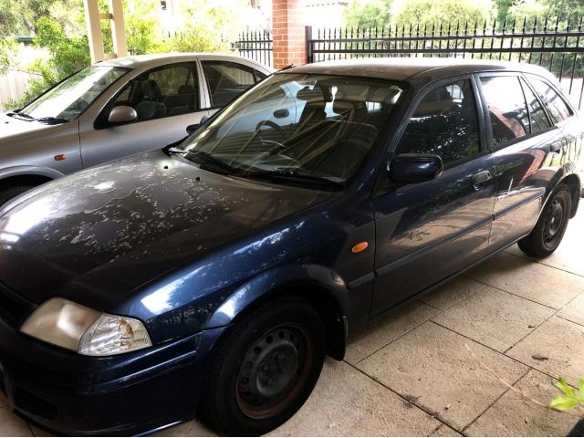 2001 Ford Laser 14