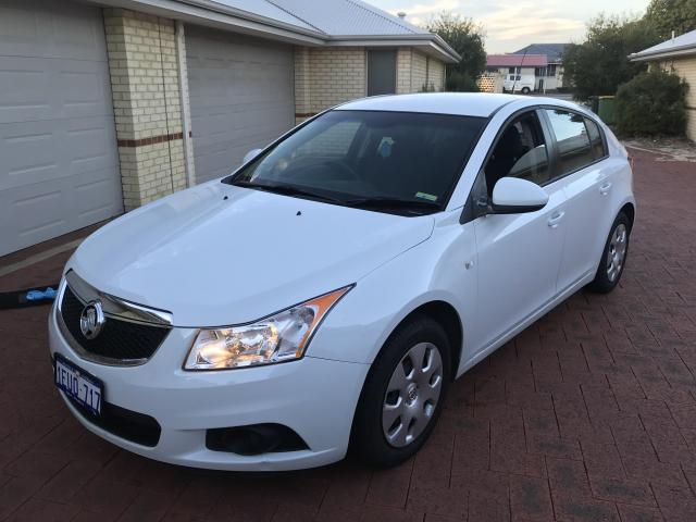 Holden cruze 2011͹