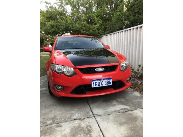 FORD FALCON XR6 ü