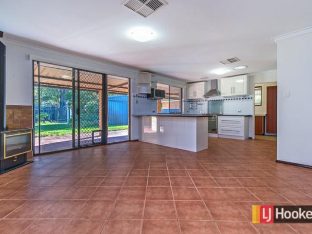 Thornlie 3x2x1,680 m2