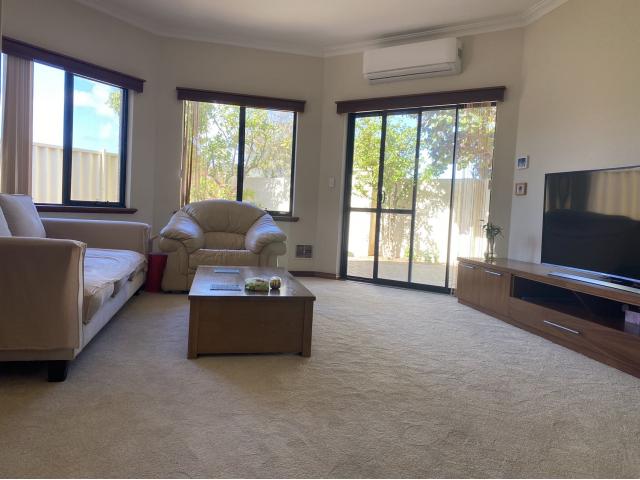 Master Room Joondalup)